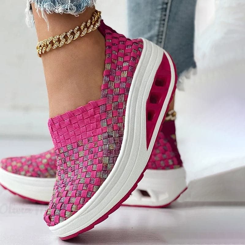 Thaïs | Baskets Orthopédiques Femme à Enfilage Facile avec Semelle Plateforme Inclinée et Tissu Tressé Multicolore