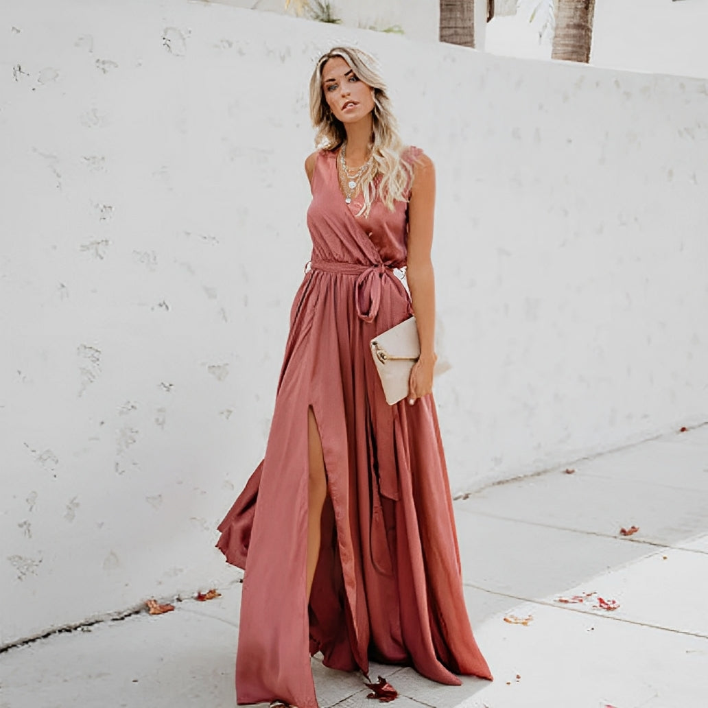 Nymphe | Robe Longue Fendue Femme Élégante – Sans Manches, Col V et Ceinture à Nouer