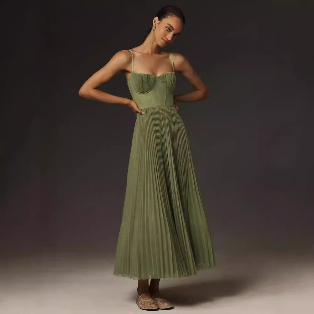 Emirette | Robe Maxi Plissée Vert Élegante à Bretelles Fines