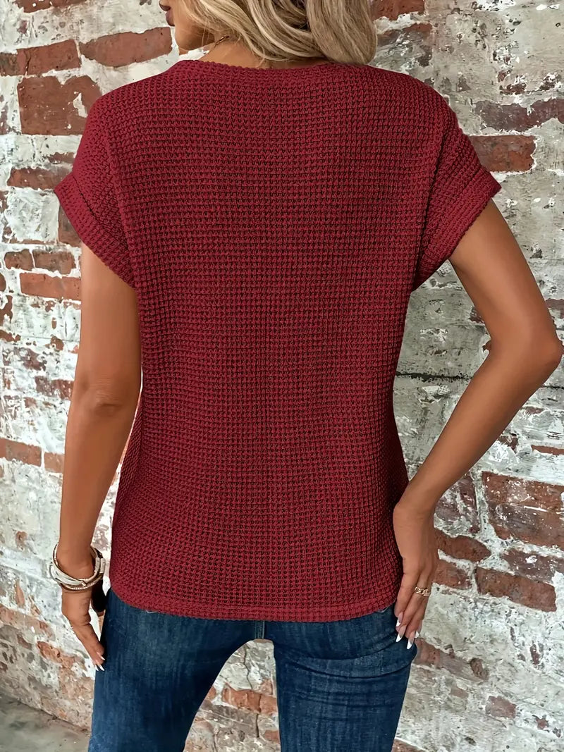 Philoména | Haut Femme d'Été Uni en Tissu Texturé à Manches Repliées et Ourlet Torsadé