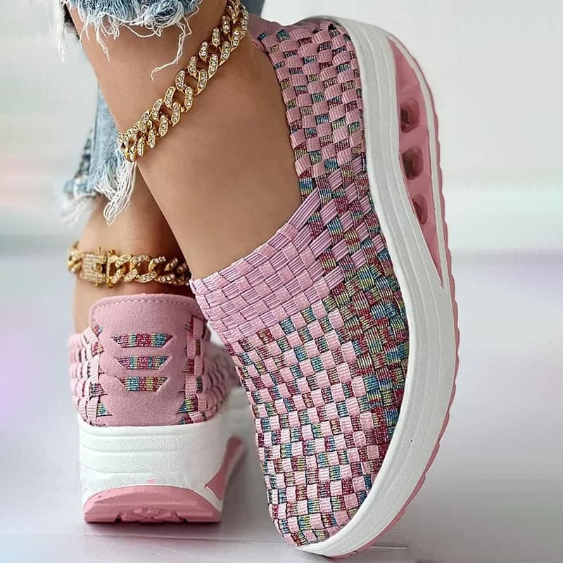 Thaïs | Baskets Orthopédiques Femme à Enfilage Facile avec Semelle Plateforme Inclinée et Tissu Tressé Multicolore
