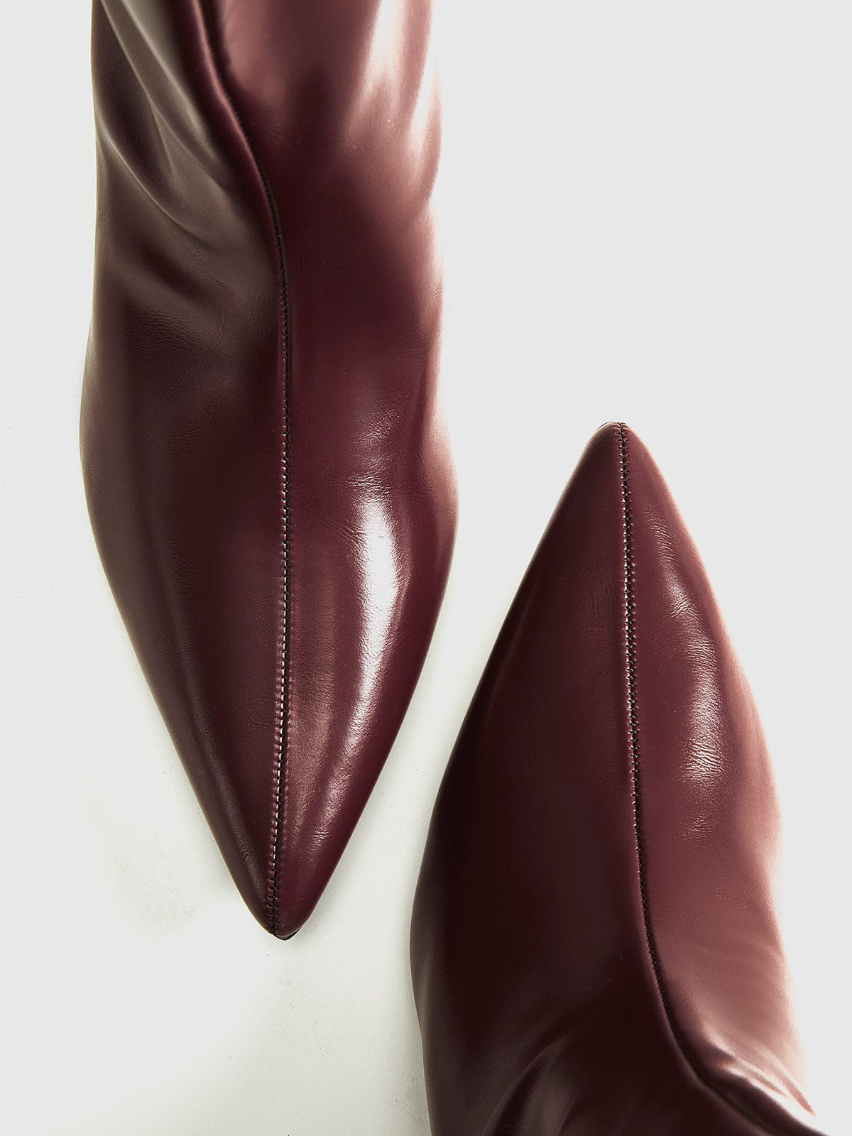 Violetta | Bottines Femme Minimalistes Bordeaux à Talons, Bout Pointu Effet Cuir