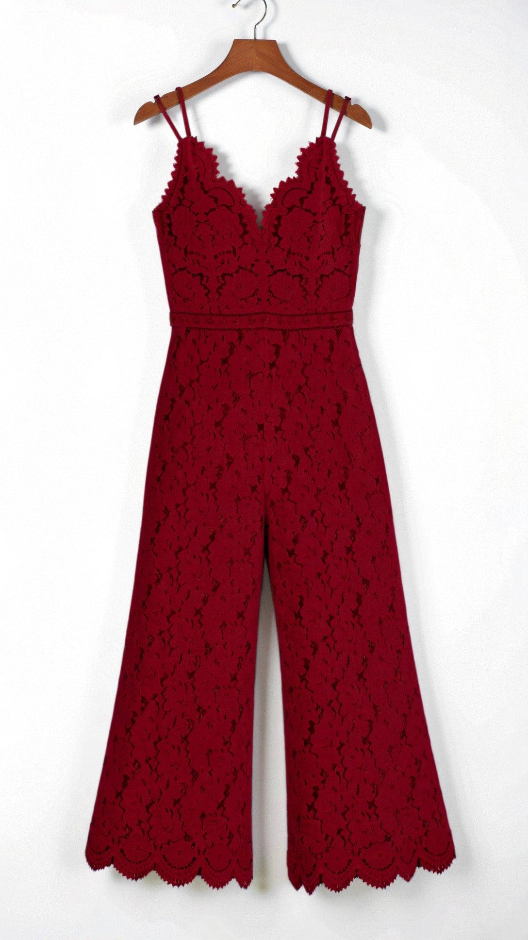 Zénaïs | Jumpsuit Femme Spaghetti Strap – Décolleté V Profond et Pantalon Évasé avec Dentelle Élégante