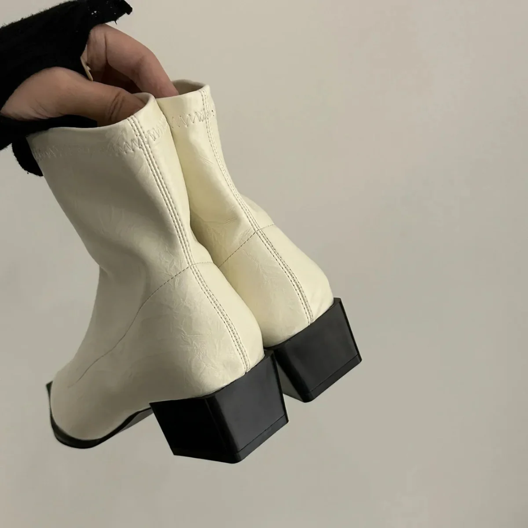 Bottines Femme à Bout Pointu | Élégance et Confort au Quotidien