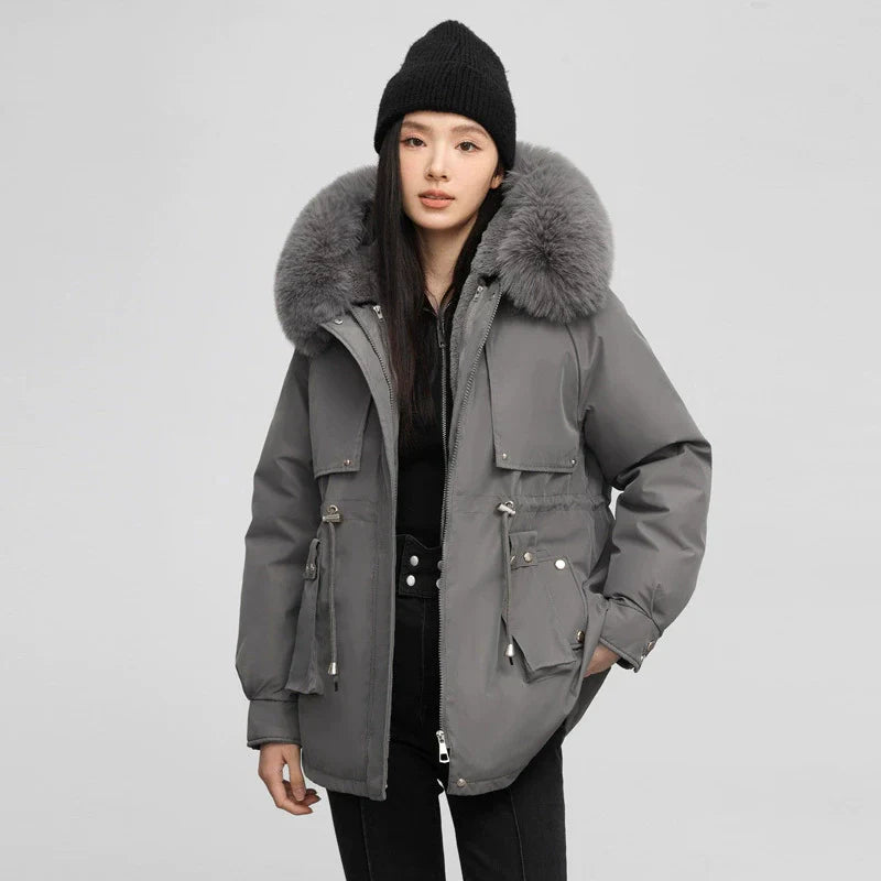 Dominique | Parka Femme Mi-Longue avec Taille Ajustable et Col Amovible en Fausse Fourrure