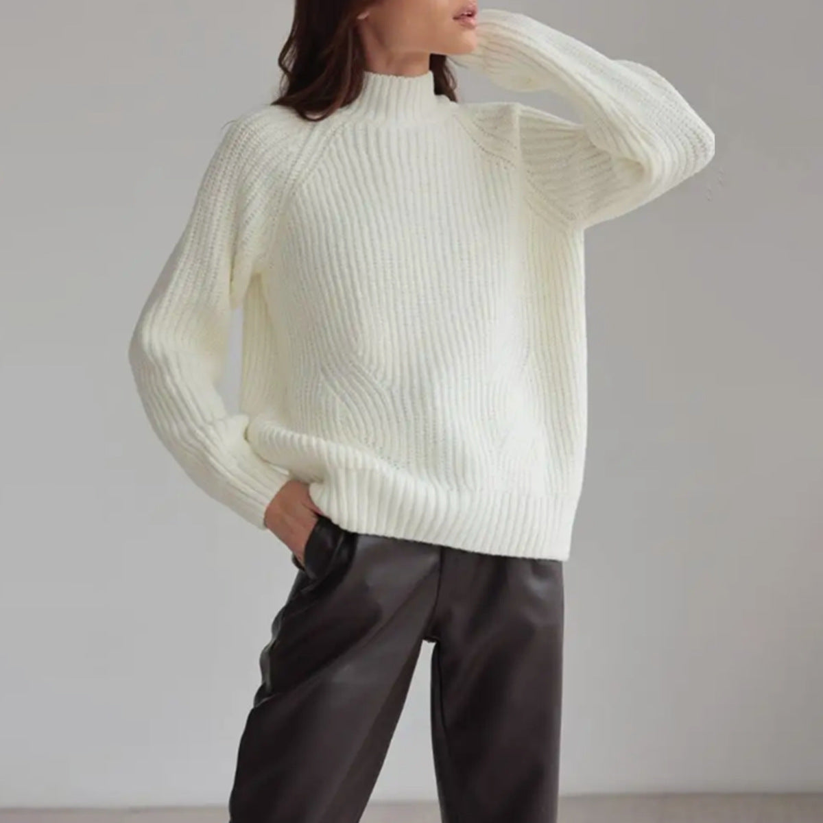 Élisabeth | Pull Femme Loose Fit en Laine Col Roulé à Manches Raglan et Maille Côtelée