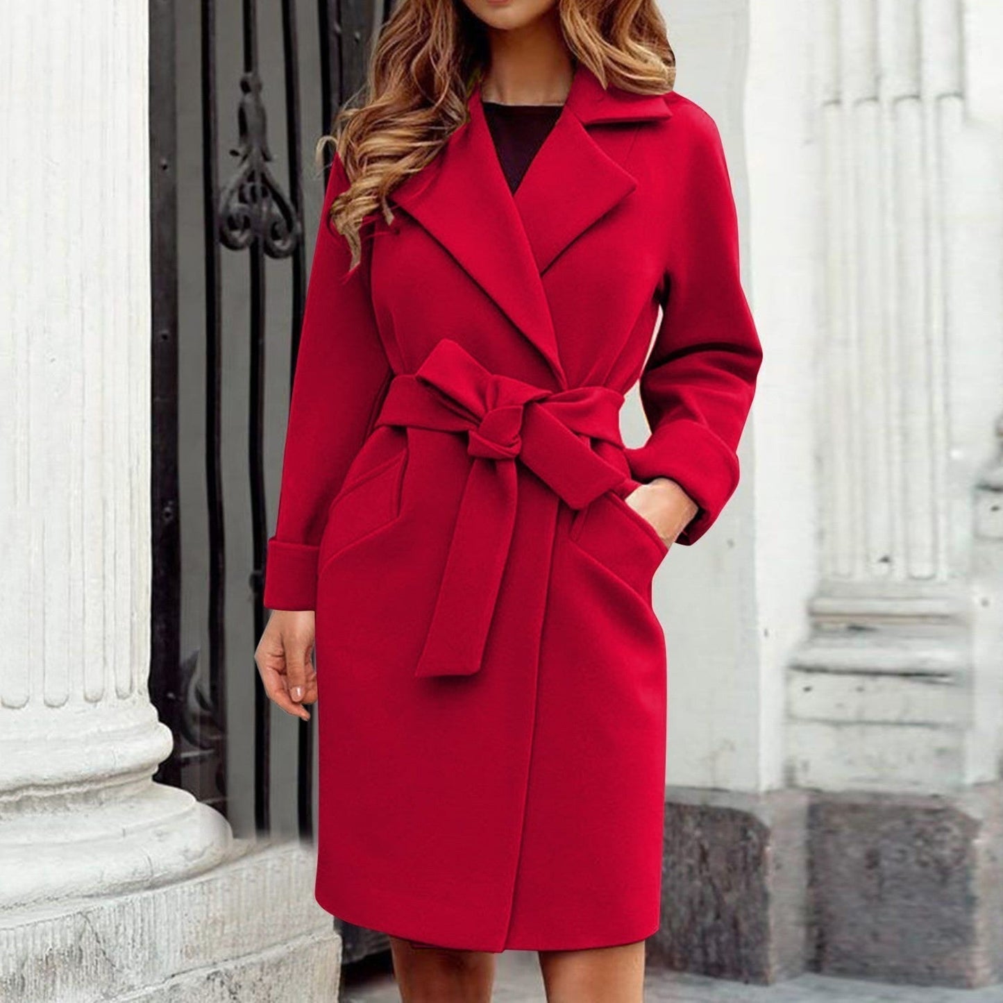 Cléandre | Manteau long classique femme à ceinture et col à revers