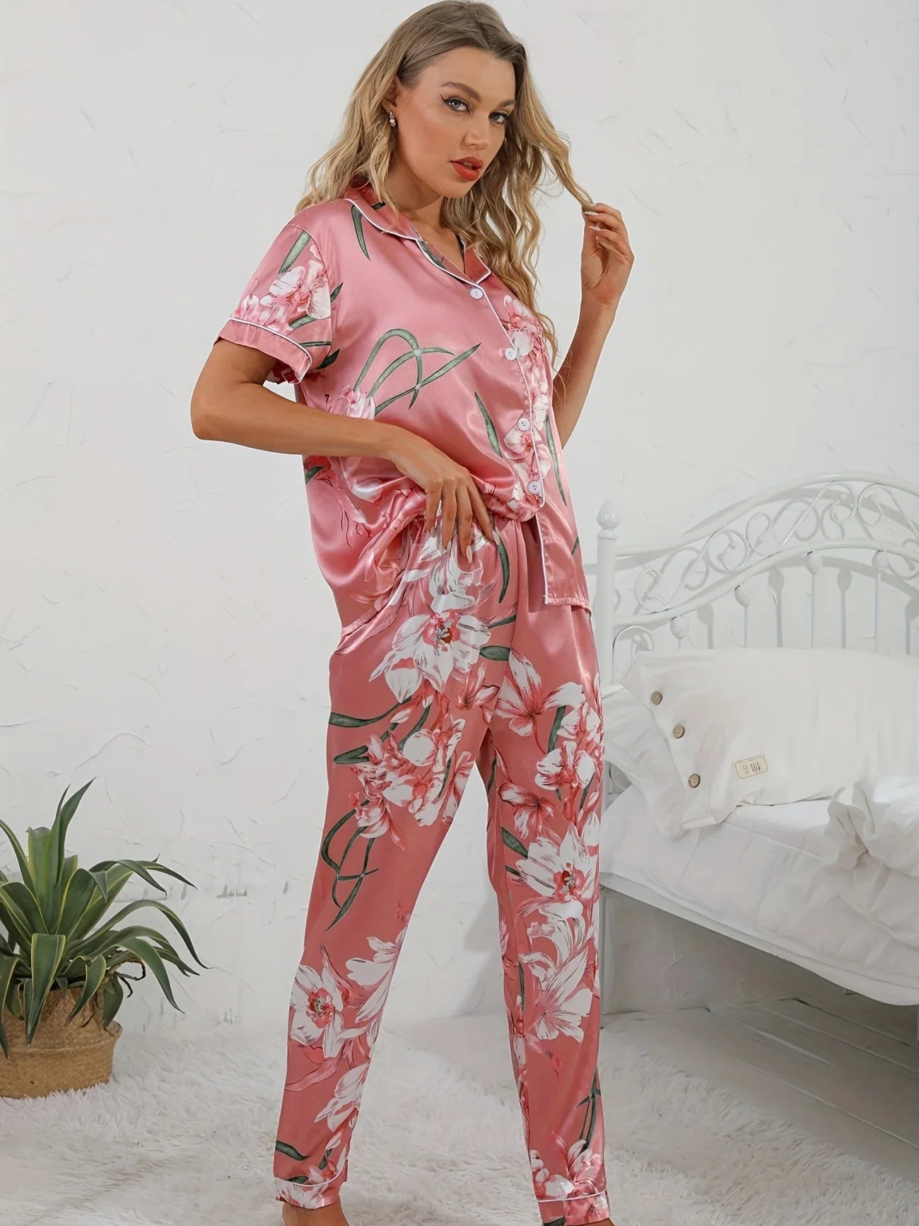 Marianne | Pyjama Femme 2 Pièces Rose avec Chemise Imprimé Floral et Pantalon Confortable