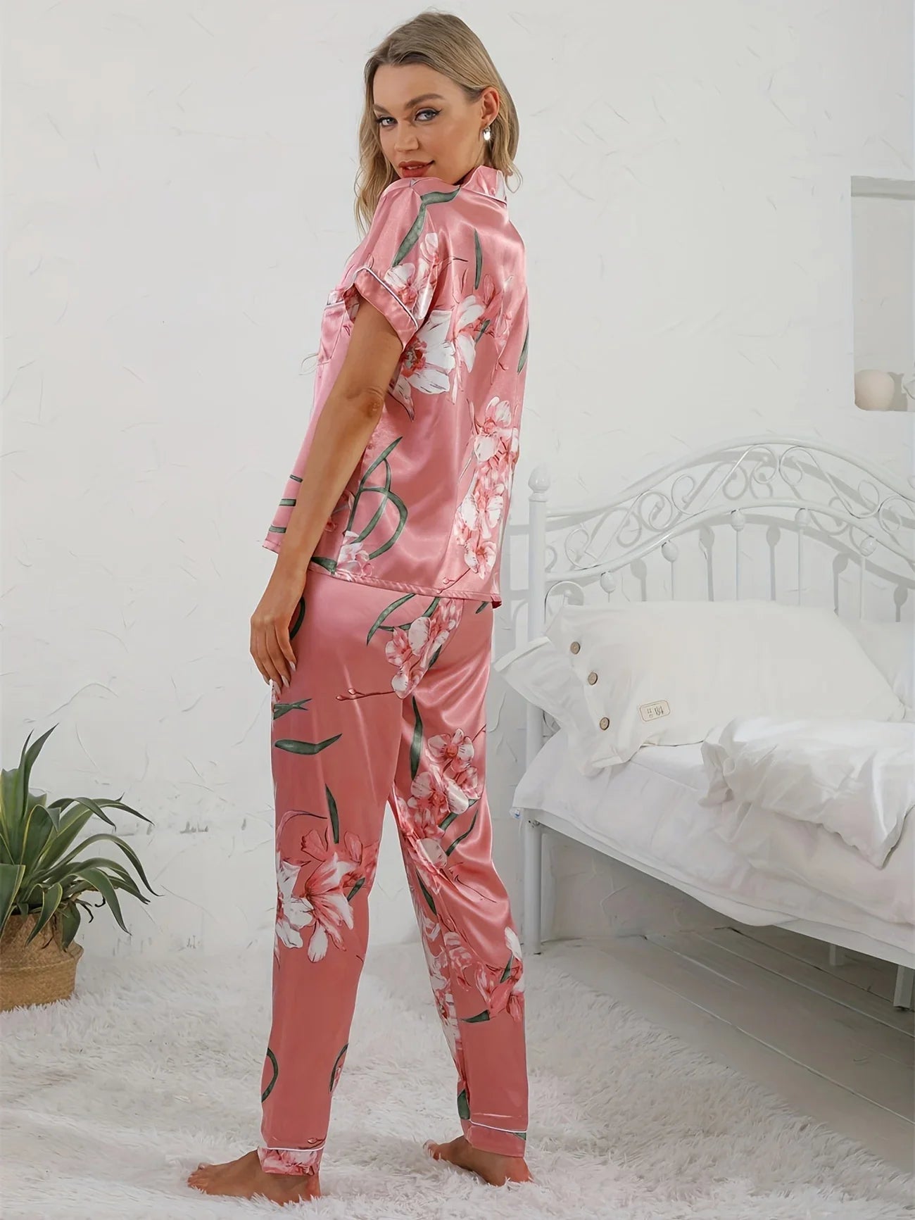 Marianne | Pyjama Femme 2 Pièces Rose avec Chemise Imprimé Floral et Pantalon Confortable