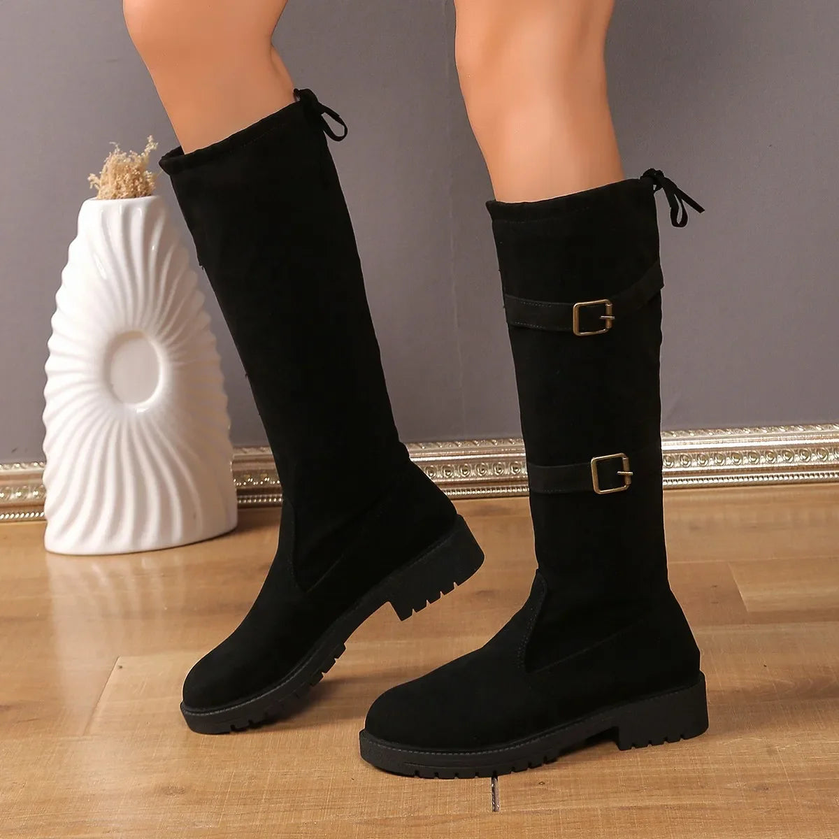 Oriane | Bottes Hautes Femme Noires à Talon Bas & Silhouette Classique