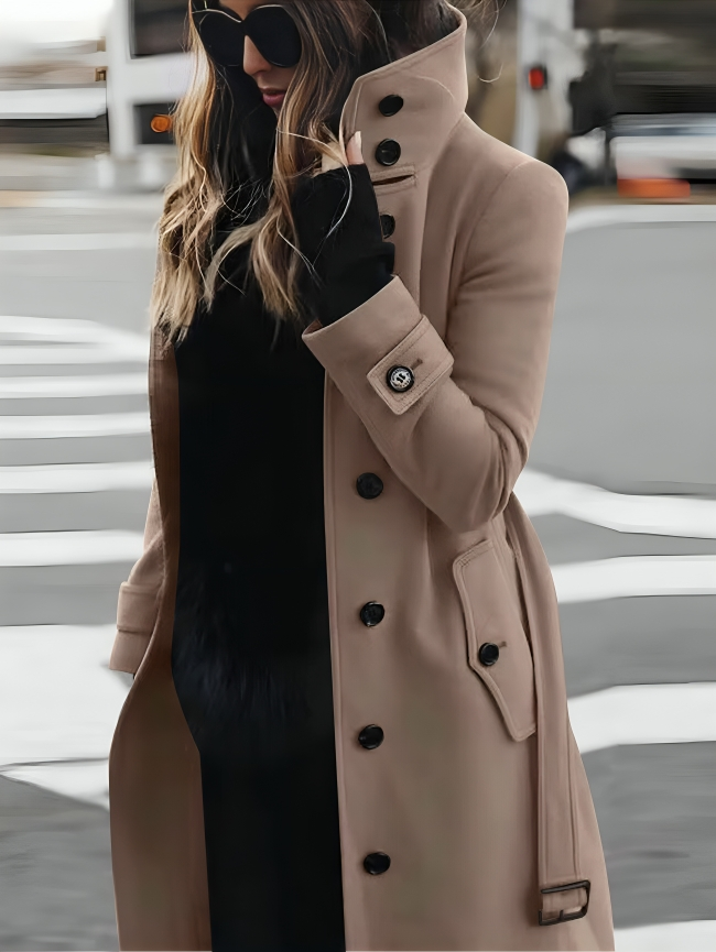 Caprine | Manteau long femme en coton col montant avec ceinture et boutons