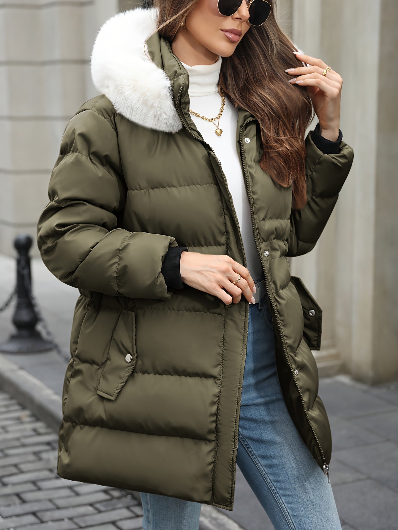 Gislaine | Doudoune Femme Zippée avec Capuche en Fourrure | Veste Hiver Chaude Matelassée