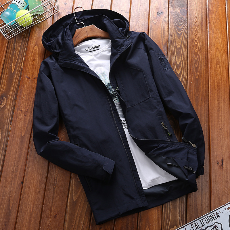 Jovian | Veste Homme Coupe-Vent Légère avec Capuche, Ajustable et Respirante, Poches Multiples
