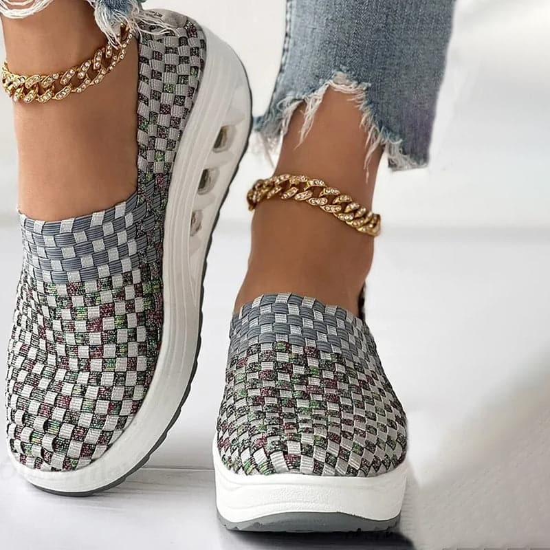 Thaïs | Baskets Orthopédiques Femme à Enfilage Facile avec Semelle Plateforme Inclinée et Tissu Tressé Multicolore