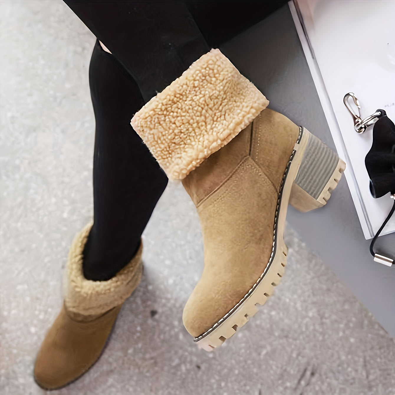 Astrine | Bottes Hiver Femme, Chaussures Slip-On à Talon Bloc avec Doublure Chaude et Tige Pliable