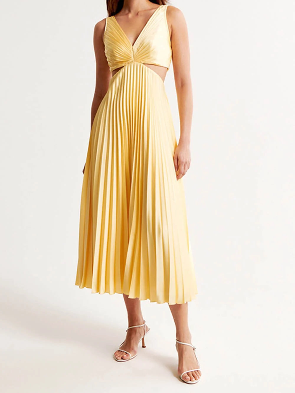 Liorane | Robe Midi Plissée Femme Décolleté Profond et Taille Découpée Élégante