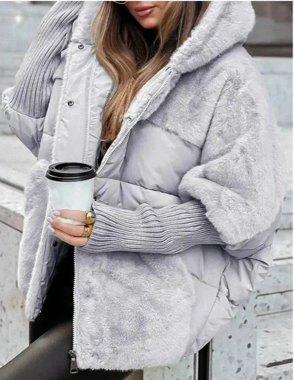 Fleurette | Doudoune Femme Oversize avec Capuche Fourrure Synthétique et Poches Pratiques