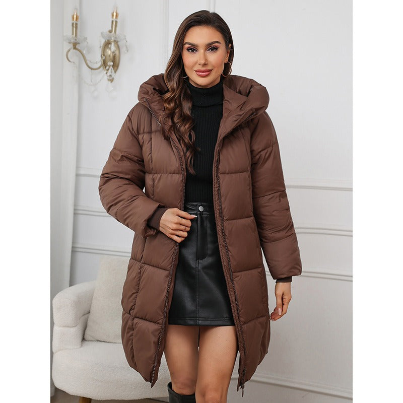 Claudette | Manteau Femme Matelassé Mi-Long Slim Fit avec Capuche et Fermeture Éclair Intégrale