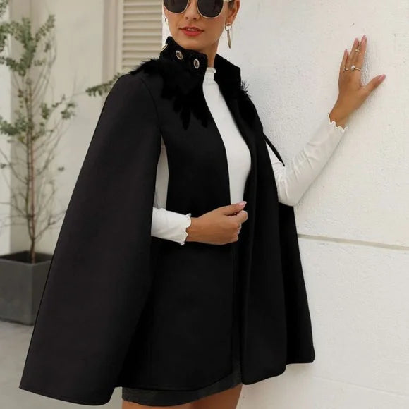 Isidora | Manteau Cape Femme Chic – Élégance et Raffinement
