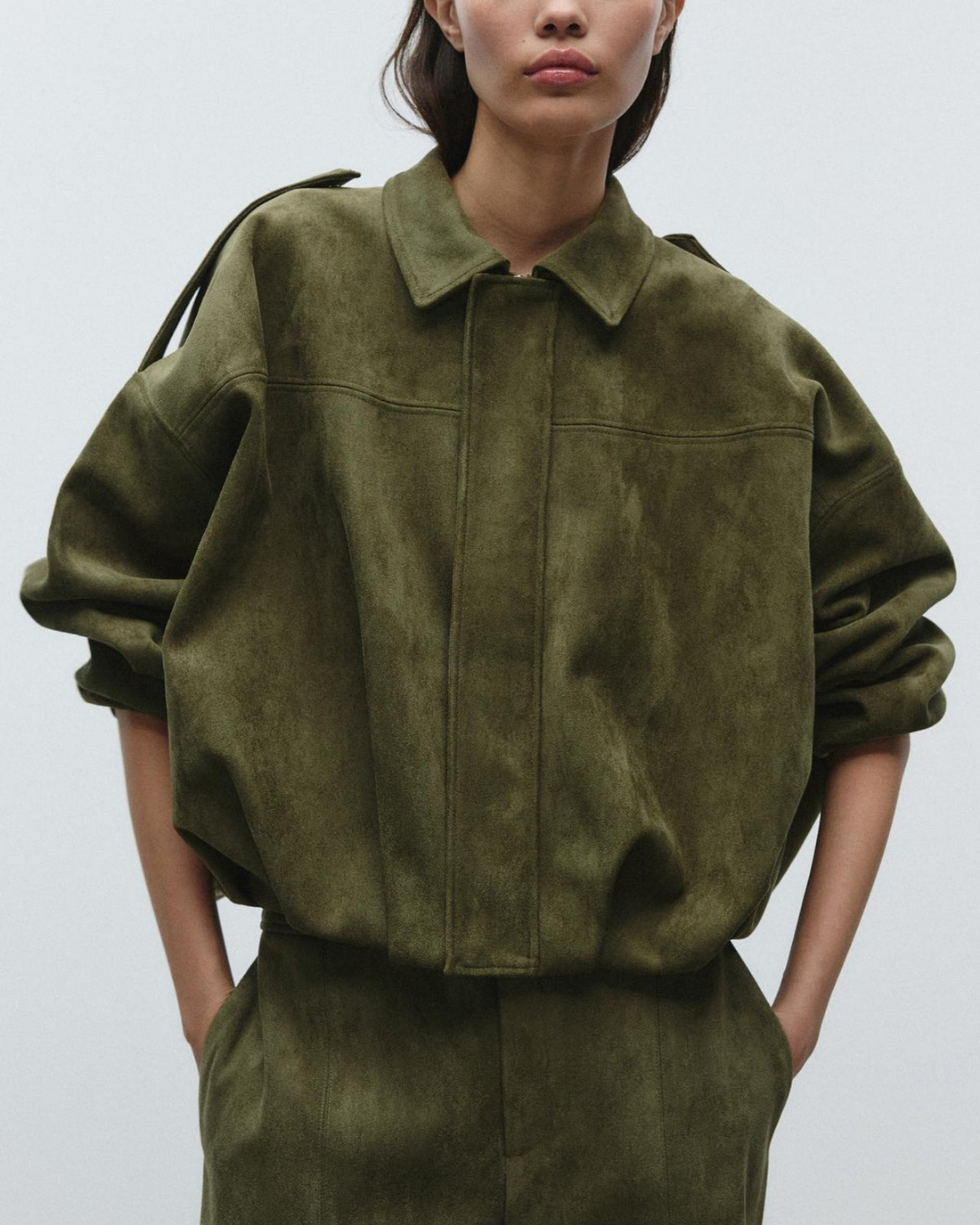 Velour Chic | Veste Oversize Femme en Velours pour Look Minimaliste Automnal