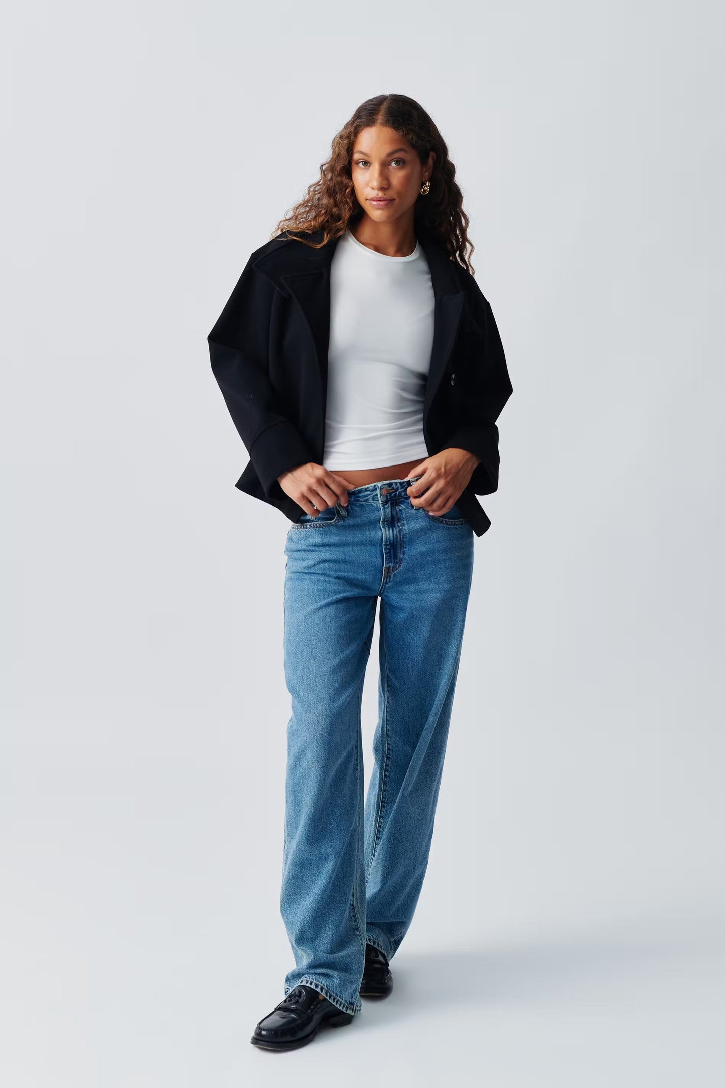 Veste Courte Femme | Élégante et Minimaliste avec Col Montant