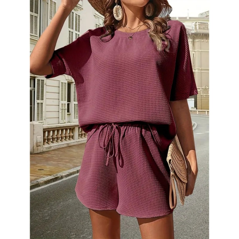 Esmée | Ensemble Estival Femme – T-shirt à Col Rond & Short Taille Élastique à Cordon