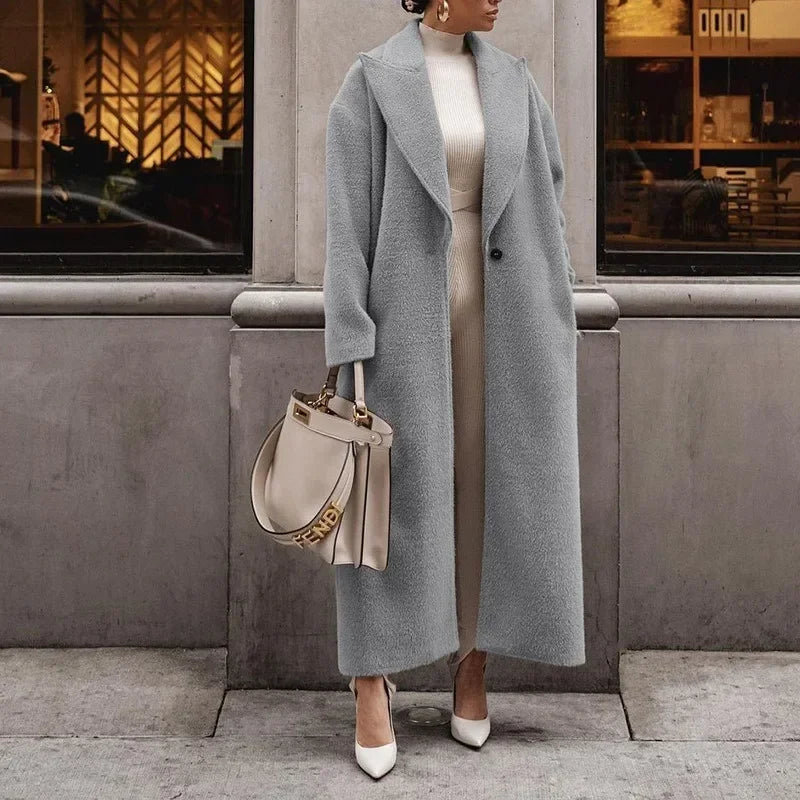 Cyprienne | Manteau long femme à col classique et coupe élégante