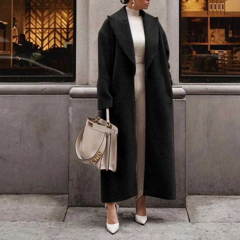 Cyprienne | Manteau long femme à col classique et coupe élégante