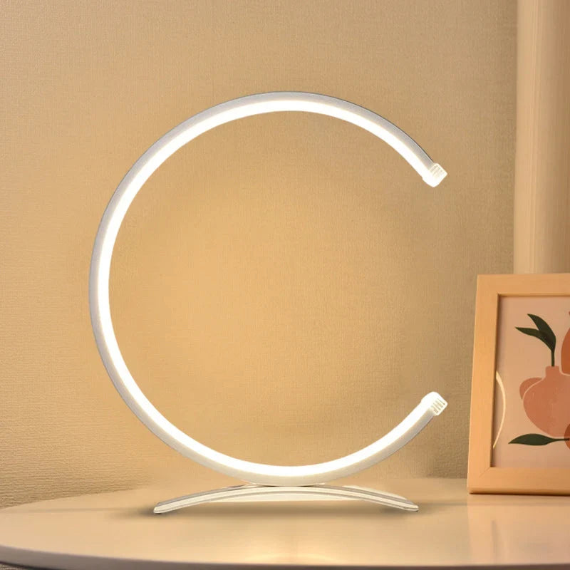 LumiCove™ | C-förmige LED-Tischlampe mit Touch-Steuerung und 3 Lichtfarben