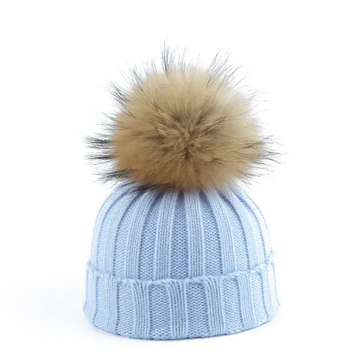 Bonnet Femme | Tricot Doux avec Pompon | Chaleur et Style Hivernal