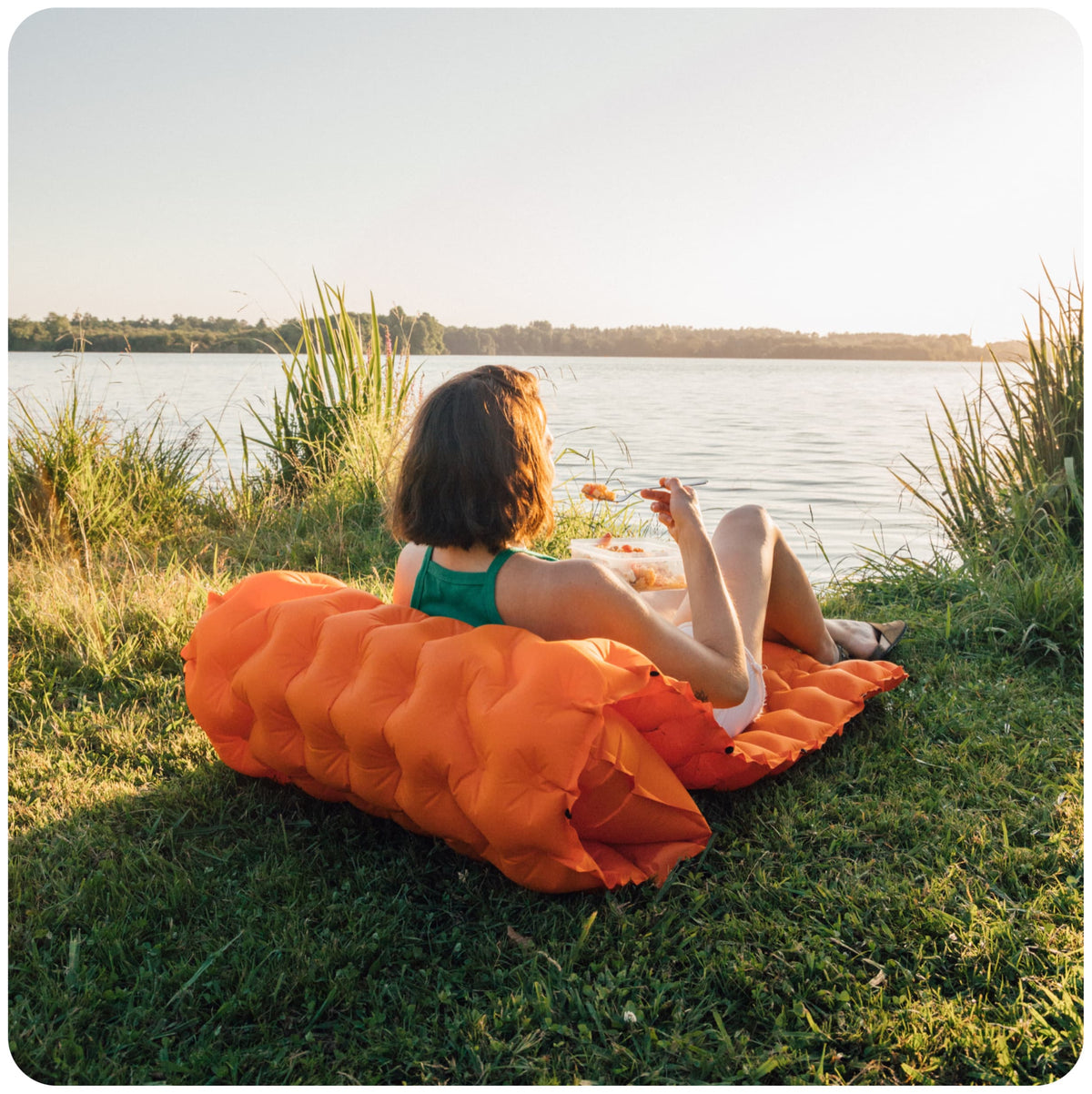 CampCloud™ | Aufblasbare Campingmatratze mit integrierter Pumpe und Kissen