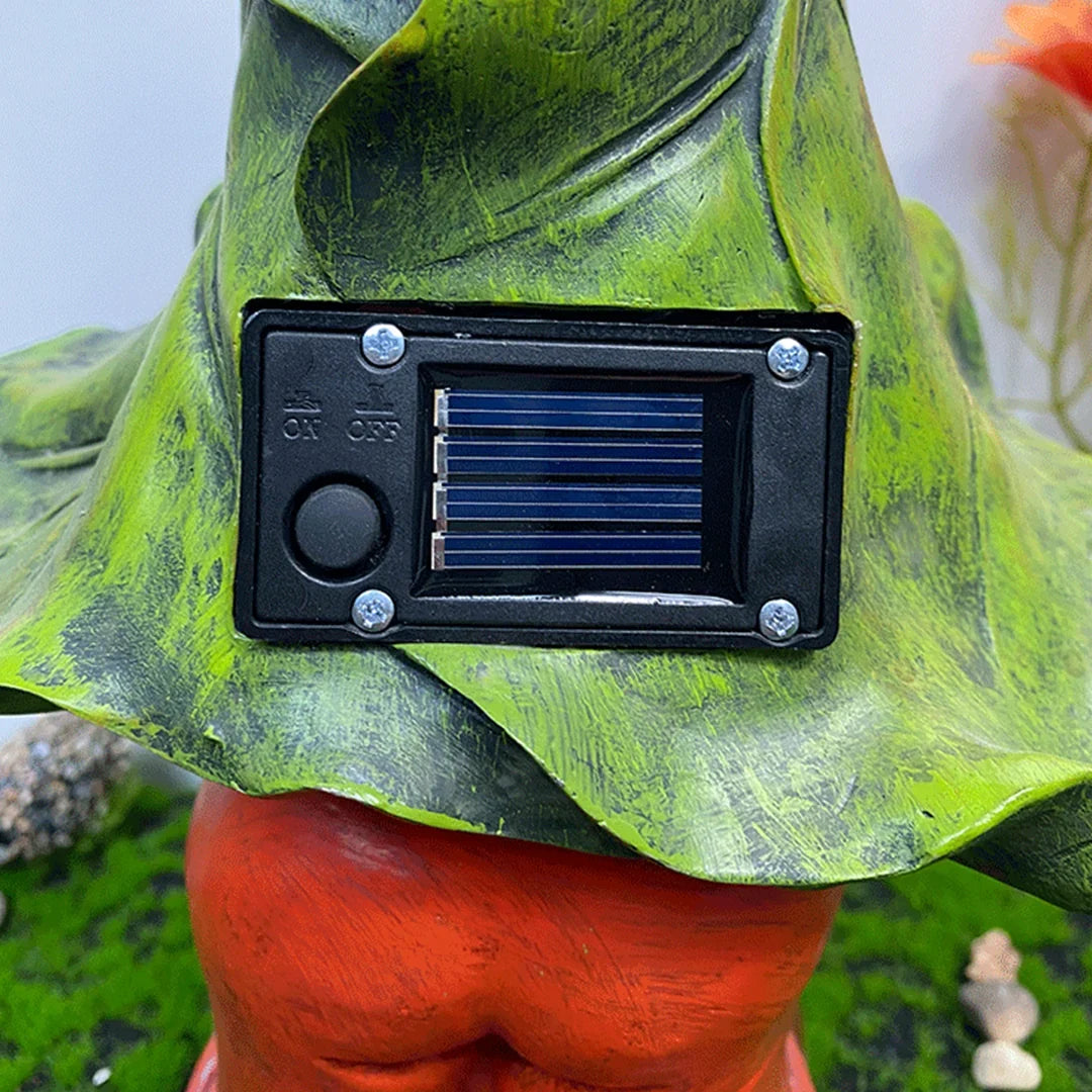 GartenWichtel™ | Solar-Gartenfigur mit LED-Licht und Dämmerungssensor