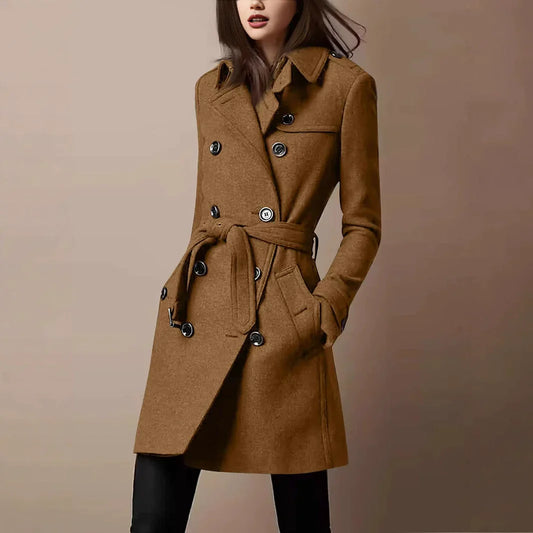 Denise | Manteau Femme Mi-Long Cintré en Texture Laine, Double-Boutonnage avec Ceinture et Col à Revers