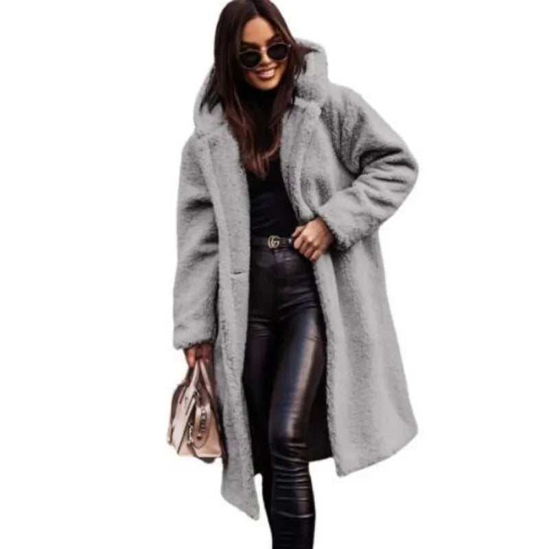 Carmeline | Manteau long femme en peluche avec capuche, confortable et chaud