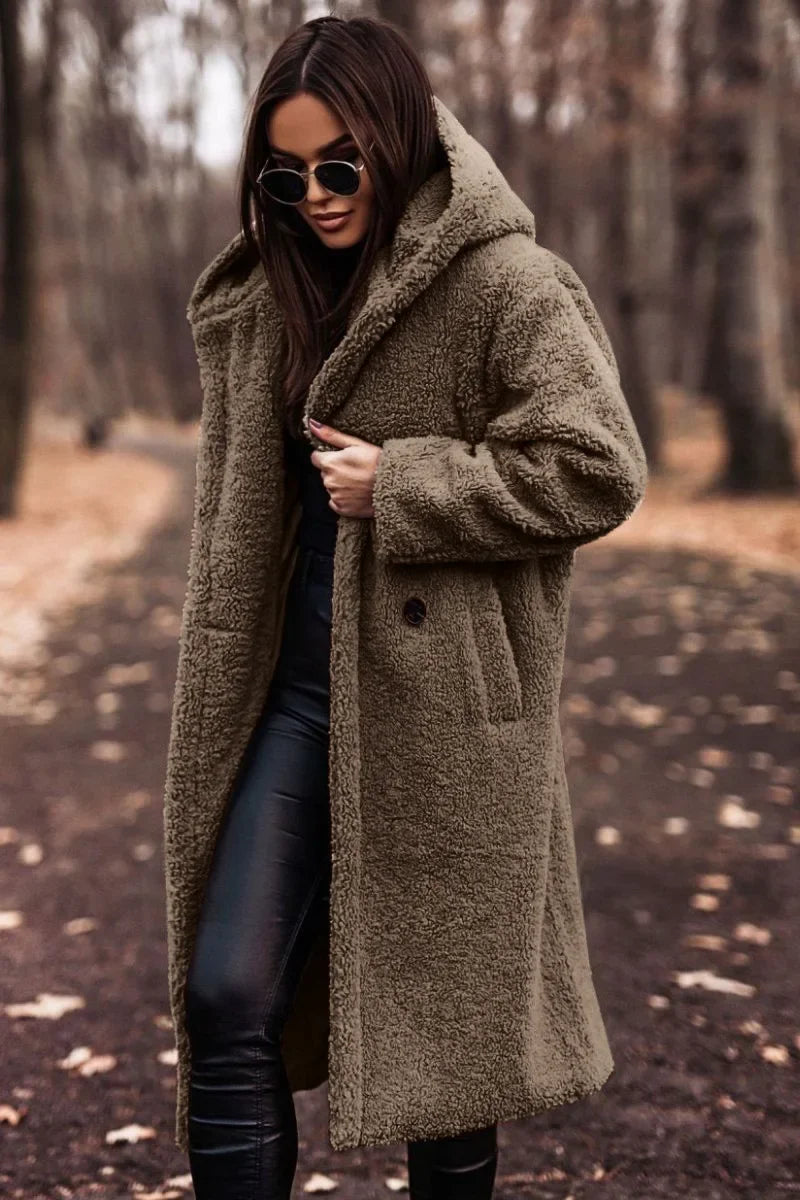 Carmeline | Manteau long femme en peluche avec capuche, confortable et chaud