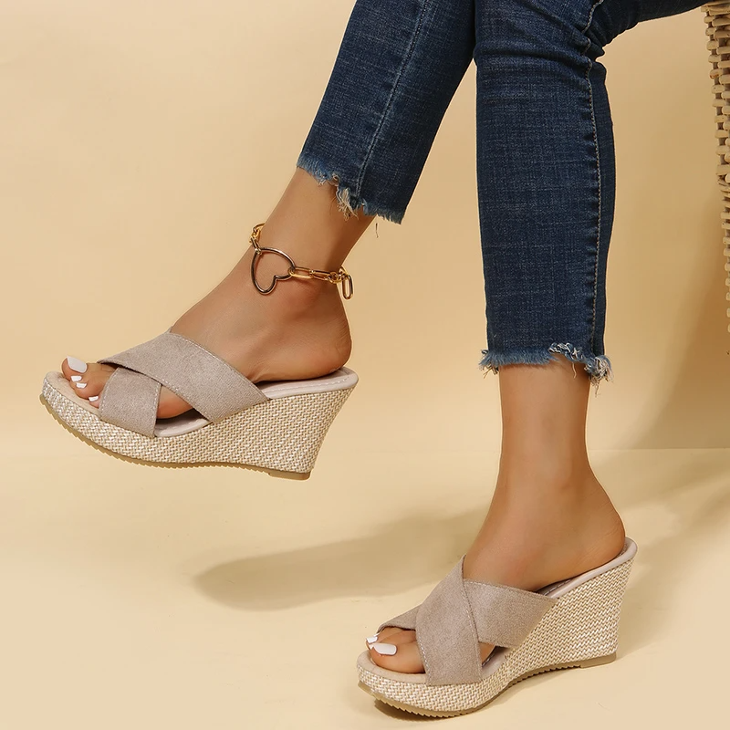 Séphora | Sandales Compensées Femme à Brides Croisées – Ouvertes, Talon Haut Confort & Style Décontracté
