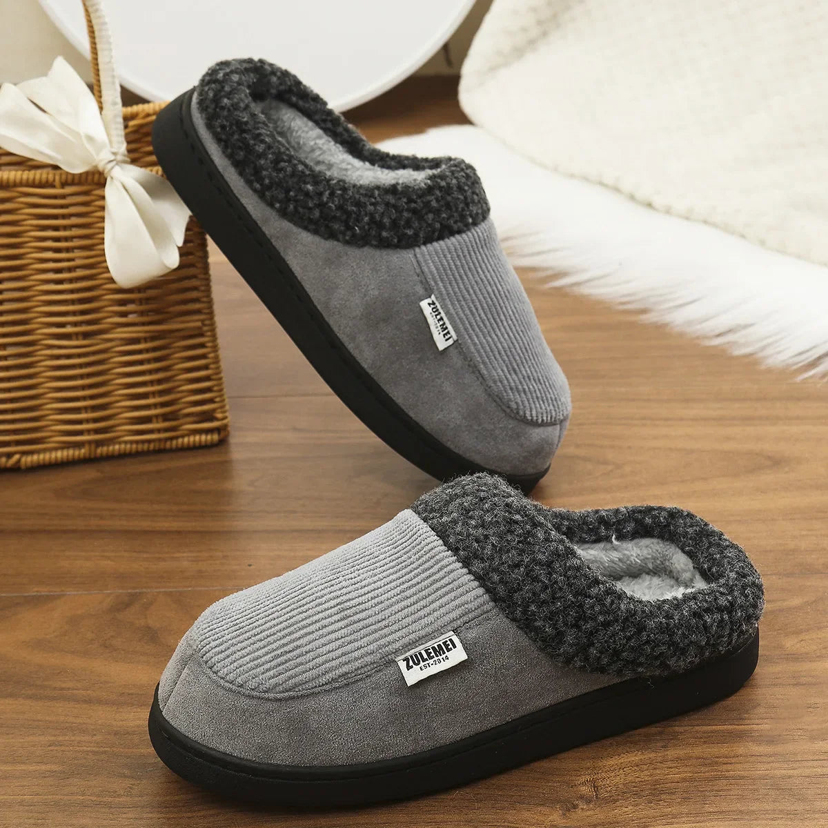 Bridgerton | Chaussons Unisexes Intérieur à Mémoire de Forme, Doublure Douce & Semelle Antidérapante