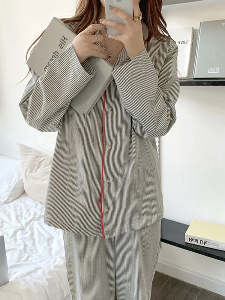 Marlène | Pyjama Femme 2 Pièces à Rayures avec Chemise Boutonnée et Pantalon Confort