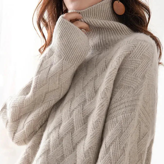 Sylvienne | Pull à Col Roulé Texturé Croisé pour Femme – Élégance et Confort Hivernal
