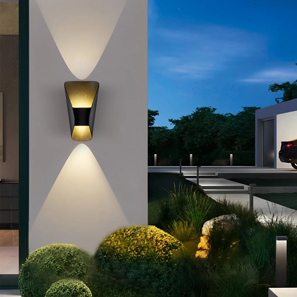 WandLicht Duo™ | LED-Up-and-Down-Wandleuchte für den Außenbereich
