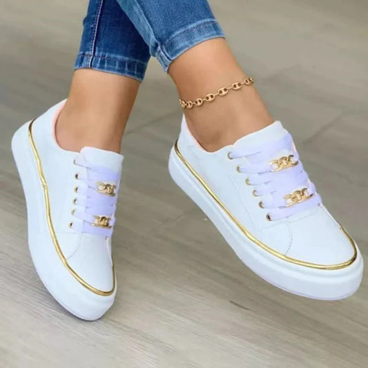 Silvanaïs | Baskets Femme Blanc à Lacets – Détail Doré Élégant – Design Bas & Style Chic