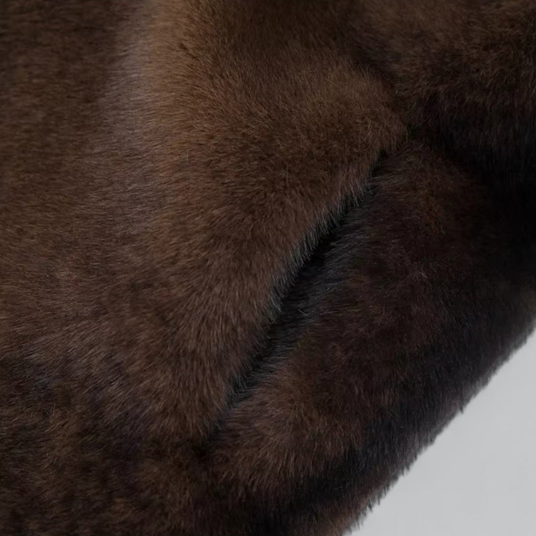 Tatienne | Manteau Long Femme en Fausse Fourrure Marron Foncé | Luxe Hiver Élégant