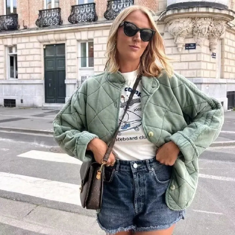 Clothilde-Marie | Veste femme légère matelassée boutonnée couleur unie style casual