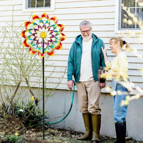 BlütenRotor™ | Metall-Gartenwindrad mit Erdspieß als dekorativer Blickfang