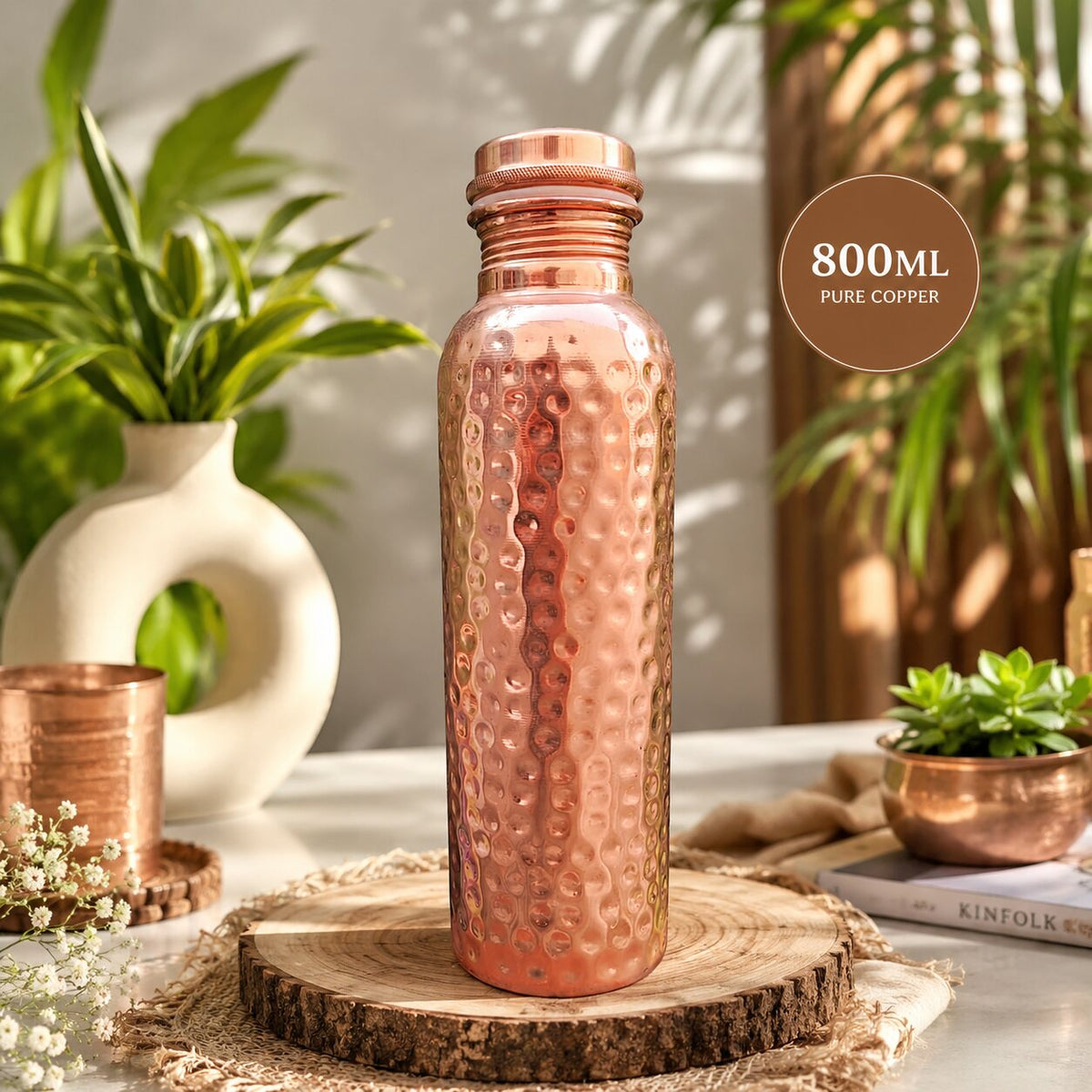 KupferVeda™ | 800-ml-Kupfer-Trinkflasche mit gehämmerter Oberfläche